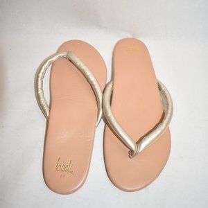 $220 BEEK SUNBIRD TAN GOLD  LEATHER PUFFY THONG SLIDE SHOES 11  (TC9)